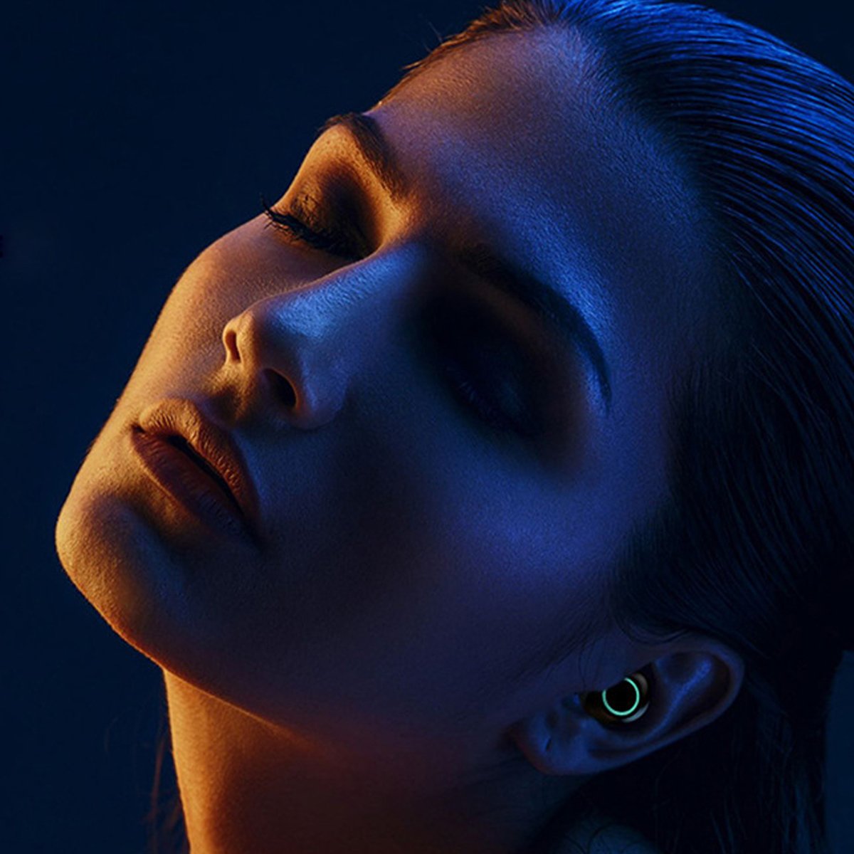 True Twin 2 In 1 Wireless Headphones w/Power bank